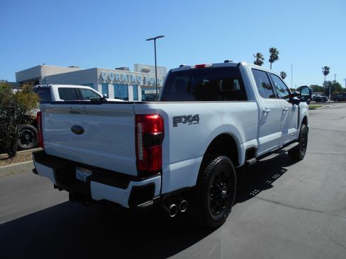 Used 2025 Ford F250 Lariat w/ Lariat Ultimate Package AWD/4WD image 2