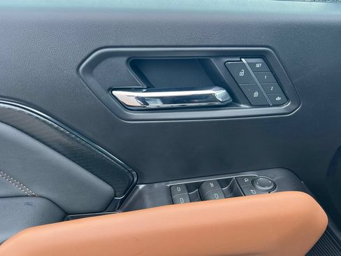 New 2026 GMC Canyon AT4 w/ Technology Plus Package AWD/4WD image 8