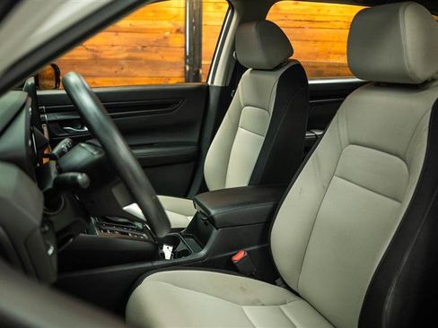 Used 2024 Honda CR-V LX image 9