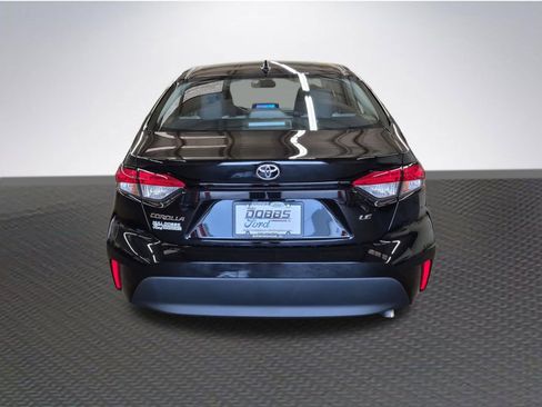 Used 2026 Toyota Corolla LE FWD image 6