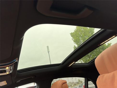 Used 2023 Mercedes-Benz S 500 4MATIC image 10