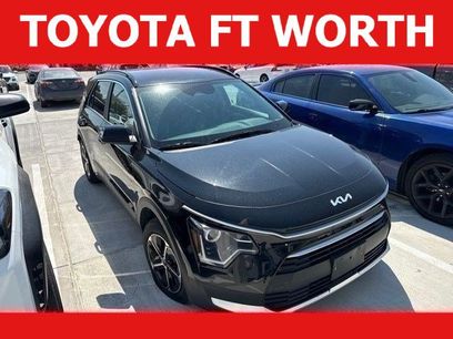 Used 2025 Kia Niro LX