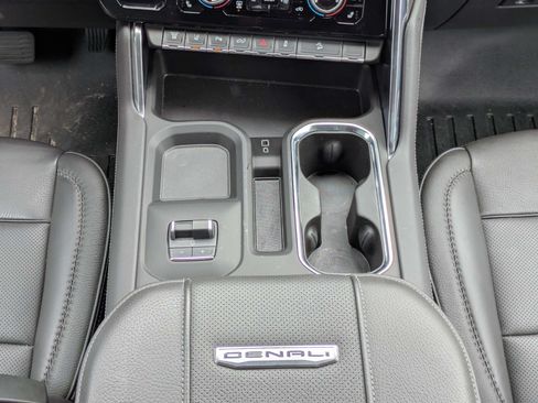 Certified 2025 GMC Sierra 2500 Denali w/ Denali Reserve Package AWD/4WD image 6