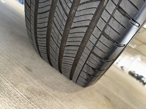 Used 2024 Toyota Sienna Platinum image 37