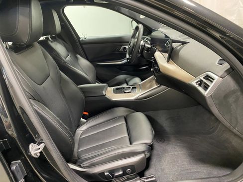 Certified 2025 BMW 330i xDrive Sedan w/ Premium Package image 13