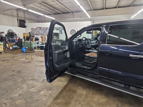 Used 2021 Ford F150 Platinum w/ Equipment Group 701A High AWD/4WD image 14