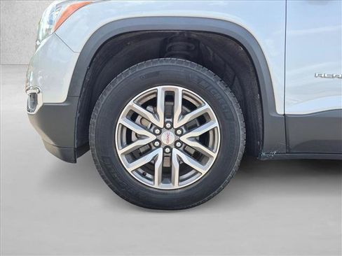 Used 2019 GMC Acadia SLE w/ Driver Alert Package I FWD image 9
