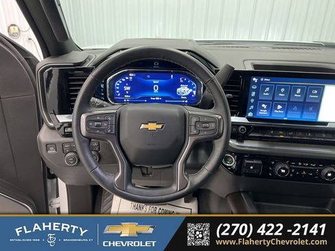Used 2024 Chevrolet Silverado 3500 High Country w/ Technology Package image 27
