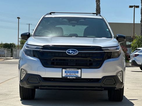 New 2026 Subaru Forester Touring AWD/4WD image 8