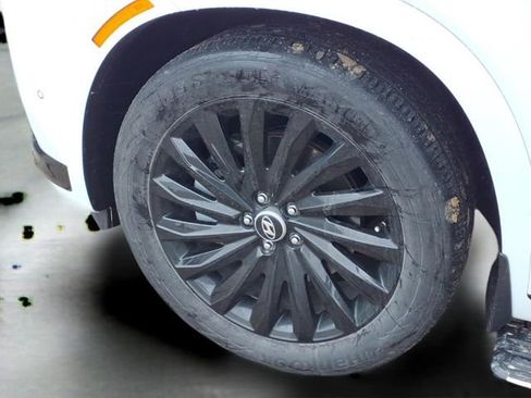 Used 2024 Hyundai Palisade Calligraphy image 20