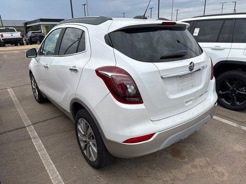 Used 2020 Buick Encore Preferred FWD image 4