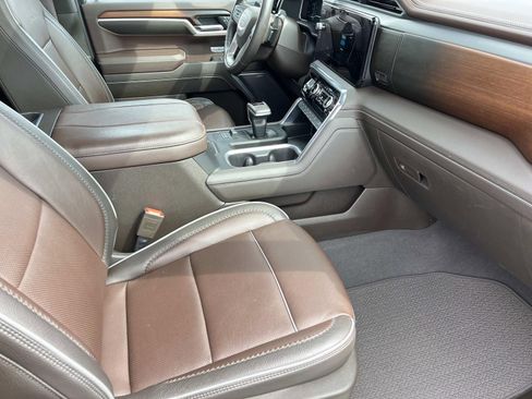 Used 2025 GMC Sierra 1500 Denali image 24