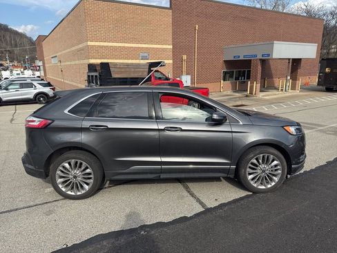 Used 2020 Ford Edge Titanium w/ Equipment Group 301A image 4