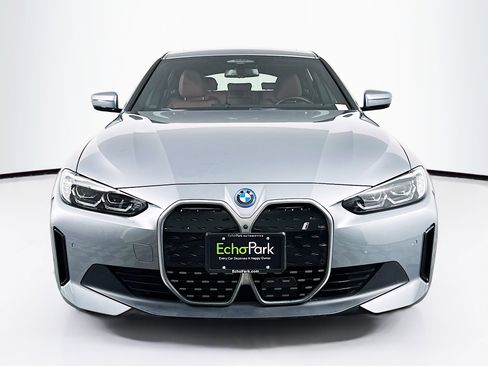 Used 2023 BMW i4 eDrive40 image 2