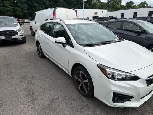 Used 2019 Subaru Impreza 2.0i Premium w/ Eyesight & BSD/Rcta & SRF AWD/4WD image 14