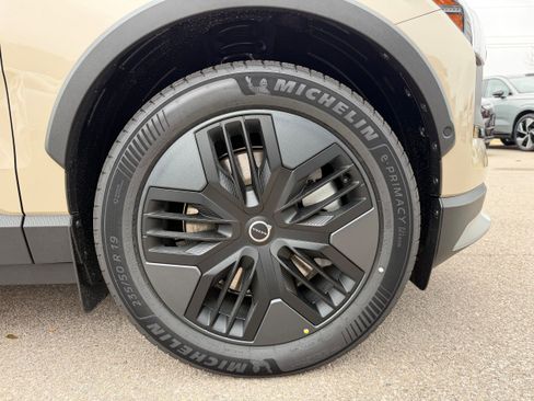 New 2026 Volvo EX30 Cross Country Ultra image 7