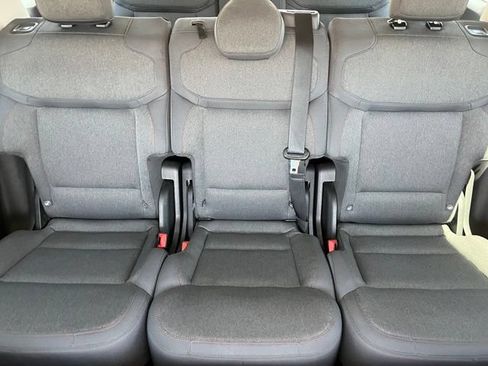 Used 2025 Ford Expedition Active RWD image 12