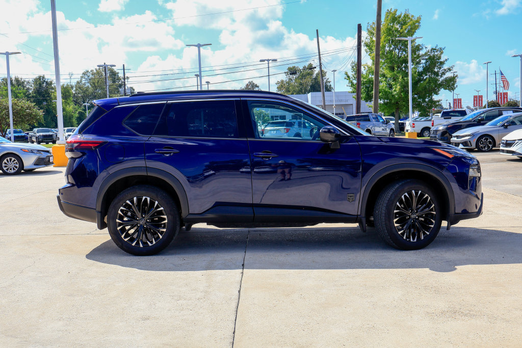 Certified 2026 Nissan Rogue Dark Armor FWD image 22