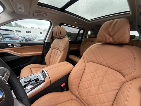 Certified 2026 BMW X7 xDrive40i image 15