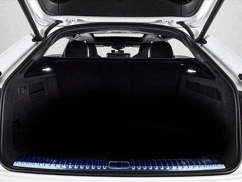 New 2026 Audi RS Q8 performance image 6