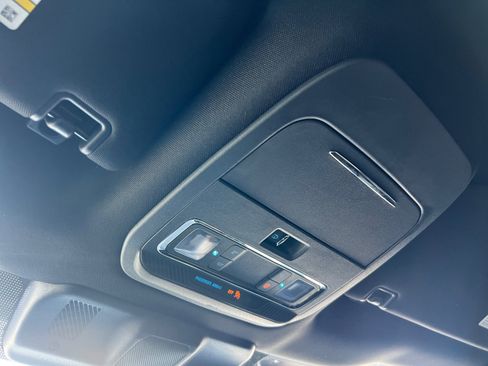 Used 2022 Ford F150 Lariat w/ Max Trailer Tow Package image 18