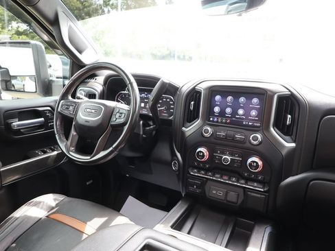 Used 2021 GMC Sierra 1500 AT4 w/ AT4 Premium Package AWD/4WD image 33