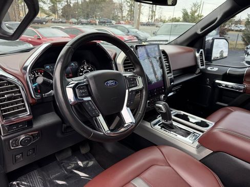 Used 2019 Ford F150 Platinum image 10