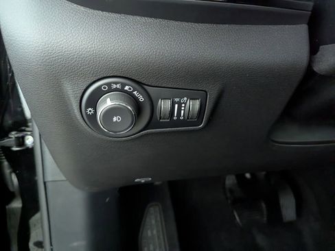 New 2026 Jeep Compass Latitude image 25