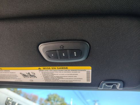 New 2026 Chrysler Pacifica Select image 36