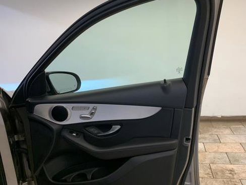 Used 2019 Mercedes-Benz GLC 300 4MATIC image 47