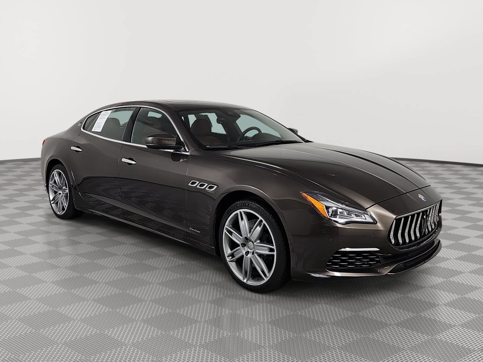 Used 2018 Maserati Quattroporte S GranLusso Q4 AWD/4WD image 2