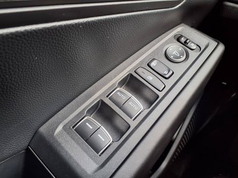 Used 2023 Honda Accord LX image 9