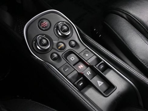 Used 2019 McLaren 570S Spider RWD image 28