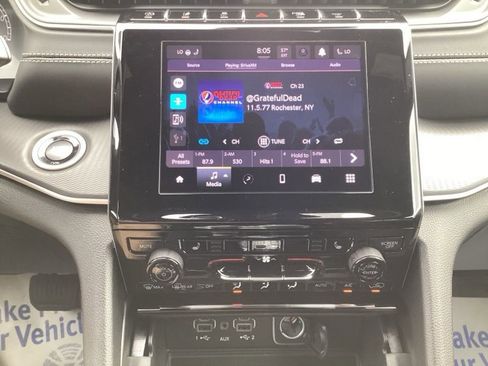 New 2025 Jeep Grand Cherokee L Altitude AWD/4WD image 42