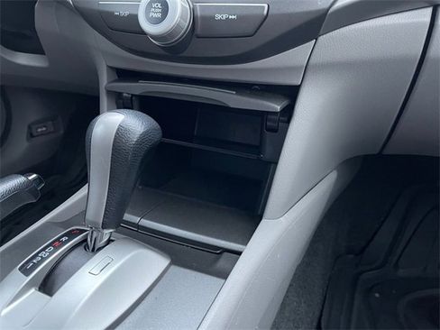 Used 2011 Honda Accord LX-P image 24