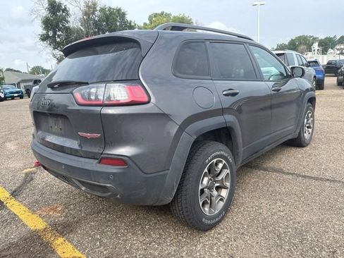 Used 2021 Jeep Cherokee Trailhawk AWD/4WD image 4