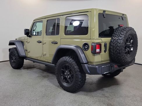 Used 2025 Jeep Wrangler Unlimited Sport AWD/4WD image 5