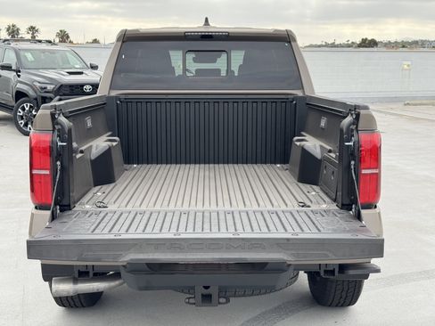 New 2026 Toyota Tacoma TRD Off-Road AWD/4WD image 9