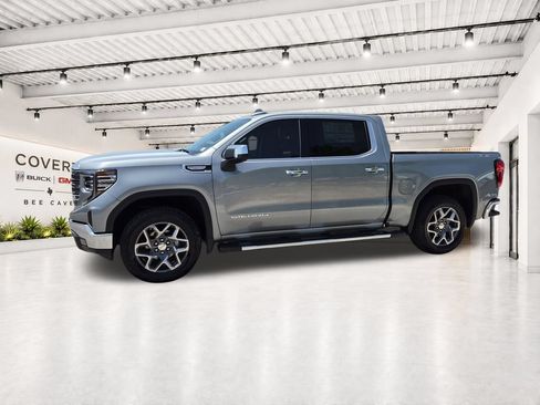 New 2026 GMC Sierra 1500 SLT AWD/4WD image 5