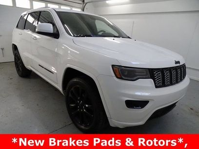 Used 2020 Jeep Grand Cherokee Altitude