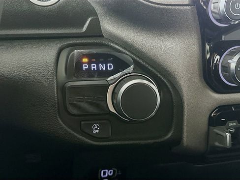 New 2026 RAM 1500 Express image 12