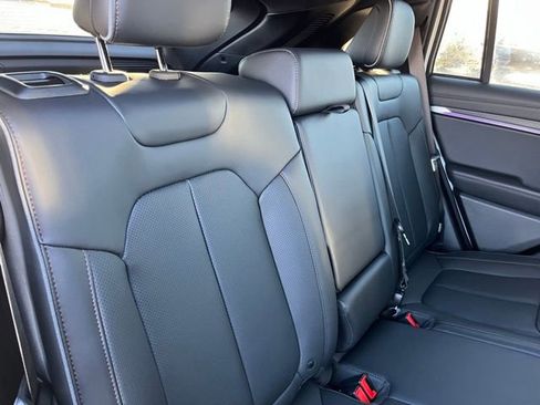 Used 2025 Jeep Wagoneer S Limited image 20