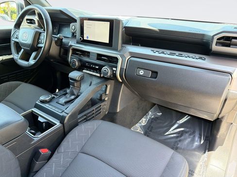 Used 2026 Toyota Tacoma SR5 AWD/4WD image 30