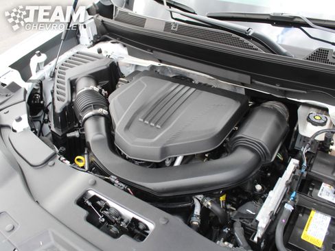 Used 2024 GMC Acadia Elevation w/ Black Edition AWD/4WD image 32