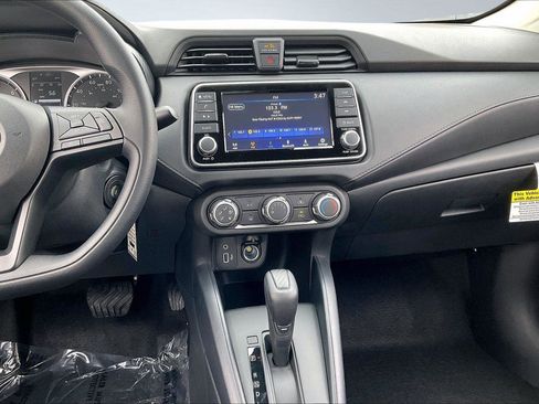 New 2025 Nissan Versa S image 8