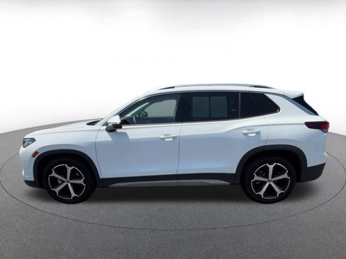 Used 2026 Volkswagen Tiguan SE FWD image 9