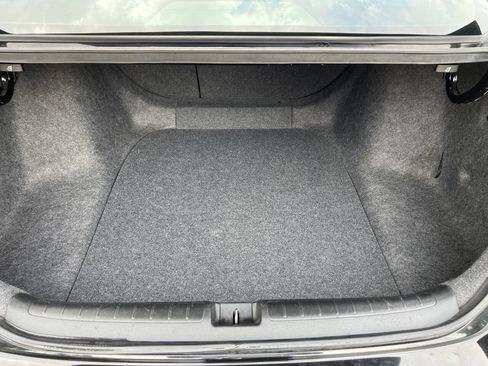 Used 2018 Honda Accord EX-L image 36