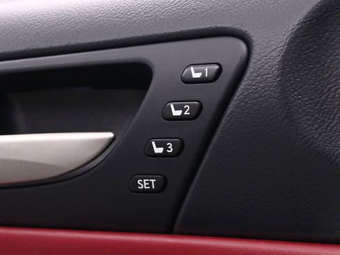 Used 2018 Lexus IS 300 F Sport image 32