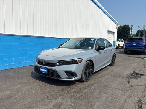Used 2024 Honda Civic Sport image 9