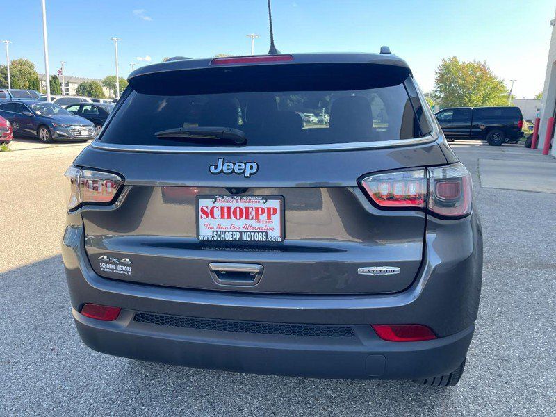 Used 2023 Jeep Compass Latitude w/ Convenience Group AWD/4WD image 4